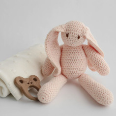 Apricot Bunny Set in a Gift Box 2