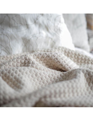 Cream Bubbles Blanket